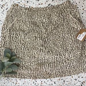 TAIL | NWT Cheetah Print Skort Athletic Activewear